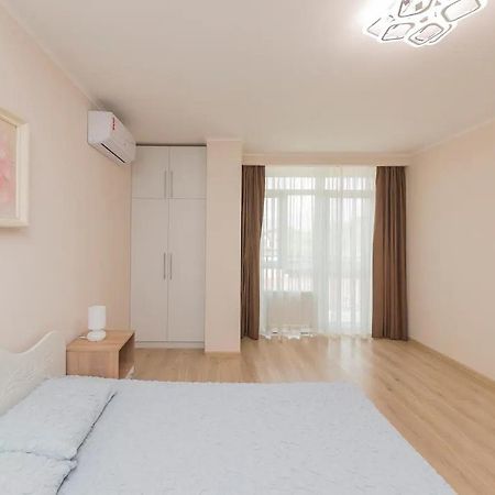 Comfortable Apartment In The Centre Odessa Dış mekan fotoğraf