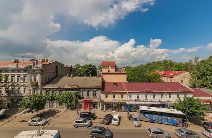 Comfortable Apartment In The Centre Odessa Dış mekan fotoğraf